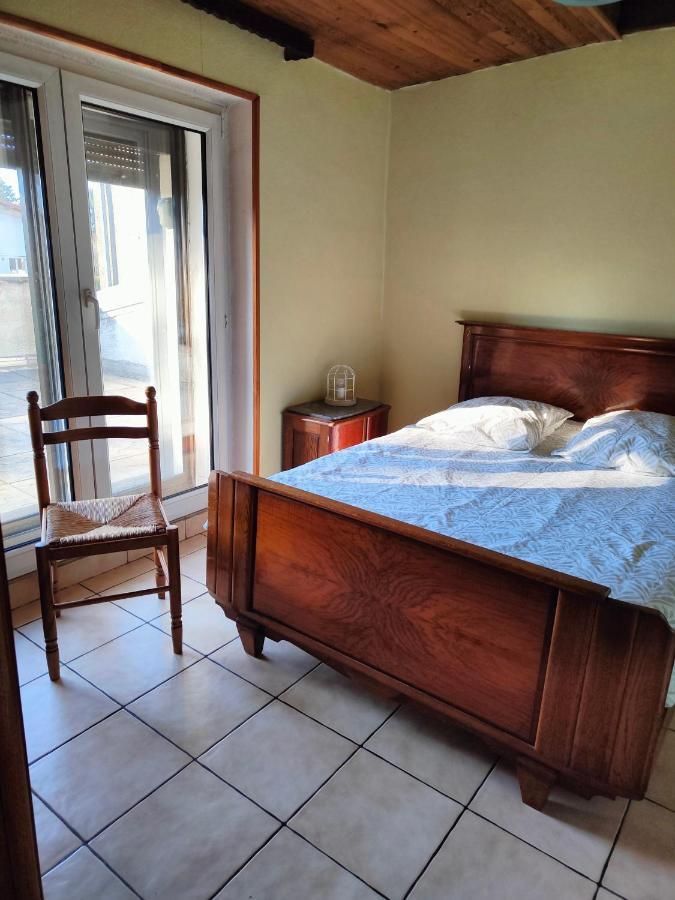 Le Repaire Du Deux Roues Apartment Saint-Sauveur  Екстериор снимка